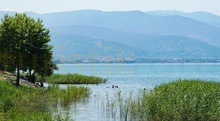 Sapanca Gölü Manzarası